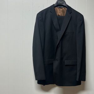 Montefino Men’s Dress suit